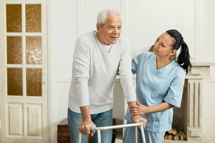 when-to-consider-a-home-health-aide